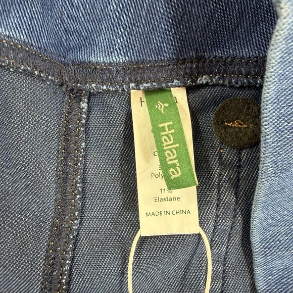 Halara Flex High Waisted Crossover Pocket Washed Casual Plus Size 2X Jeans - Picture 5 of 6